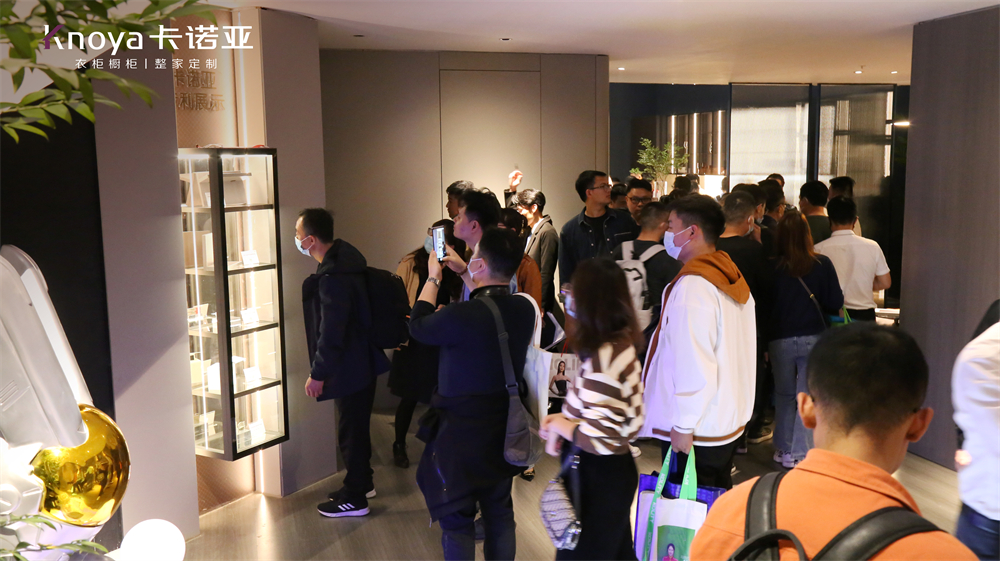91短视频在线观看免费&ldquo;四驱&rdquo;并进亮相广州定制家居展